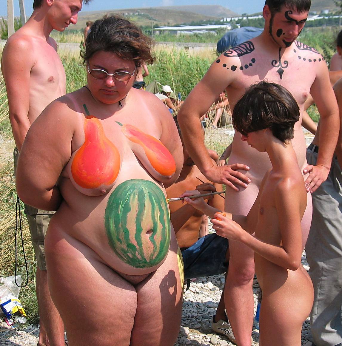 Family Nudism - Body Painting All Day Long - 2