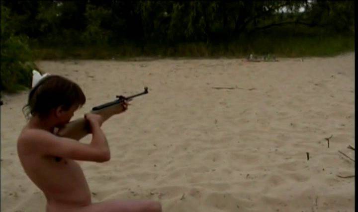 Naked Shoot Out - 2