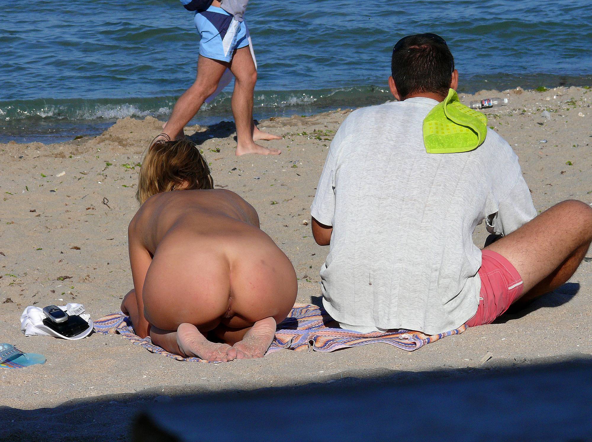 Romanian Beach Voyeur - Pure Nudism Pics - 1