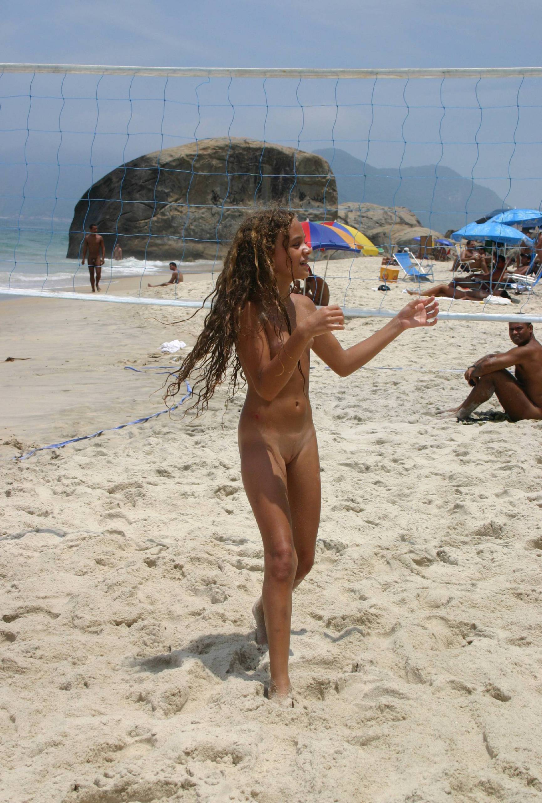 Brazilian Nudist Sport Girls - 2
